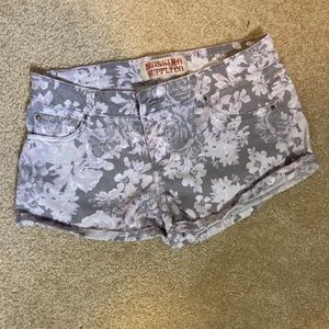 flower jeans shorts